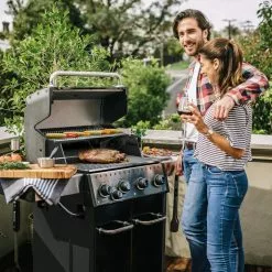 Broil King BARON 440 PRO BBQ With Side Burner BBQs & Smokers