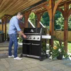 BBQs & Smokers Broil King BARON 520 PRO 5-Burner BBQ 11 BBQs & Smokers Broil King BARON 520 PRO 5-Burner BBQ