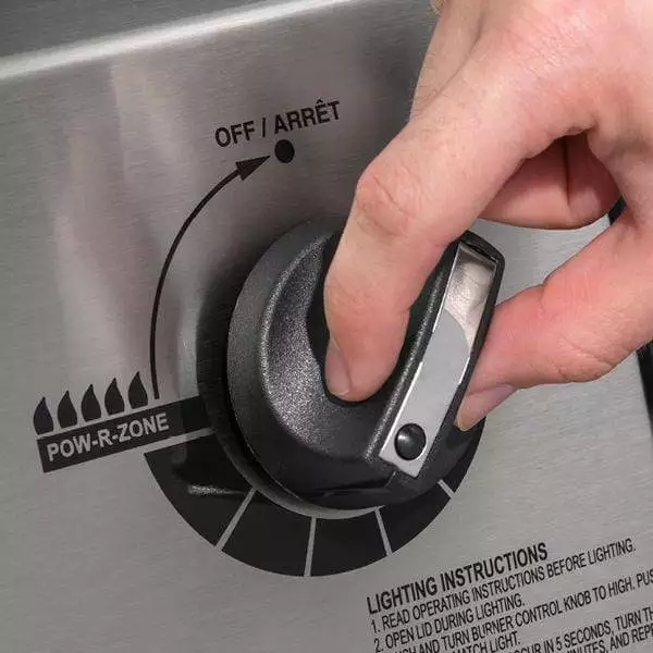 Broil King MONARCH 320 3-Burner BBQ BBQs & Smokers 8 Broil King MONARCH 320 3-Burner BBQ BBQs & Smokers