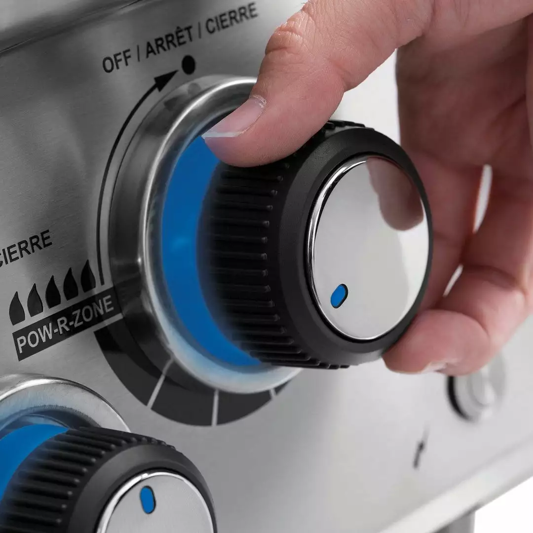 Broil King REGAL S490 PRO IR BBQ With Infrared Side Burner, Rear Rotisserie Burner & Rotisserie Kit BBQs & Smokers 5 Broil King REGAL S490 PRO IR BBQ With Infrared Side Burner, Rear Rotisserie Burner & Rotisserie Kit BBQs & Smokers