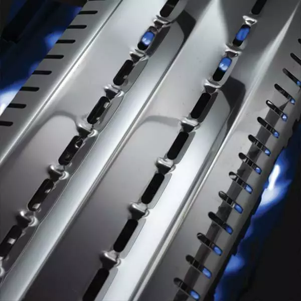 Broil King REGAL S690 PRO IR BBQ With Infrared Side Burner, Rear Rotisserie Burner & Rotisserie Kit BBQs & Smokers 3 Broil King REGAL S690 PRO IR BBQ With Infrared Side Burner, Rear Rotisserie Burner & Rotisserie Kit BBQs & Smokers