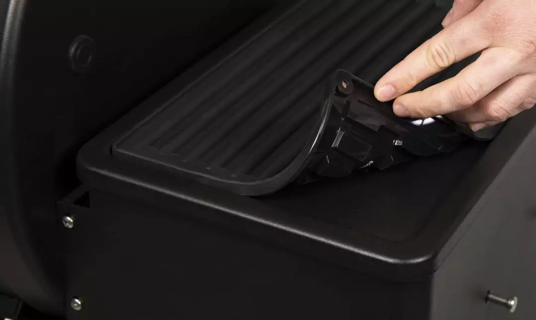 BBQ Accessories Broil King Side Shelf Mat For CROWN Pellet Series 2 BBQ Accessories Broil King Side Shelf Mat For CROWN Pellet Series