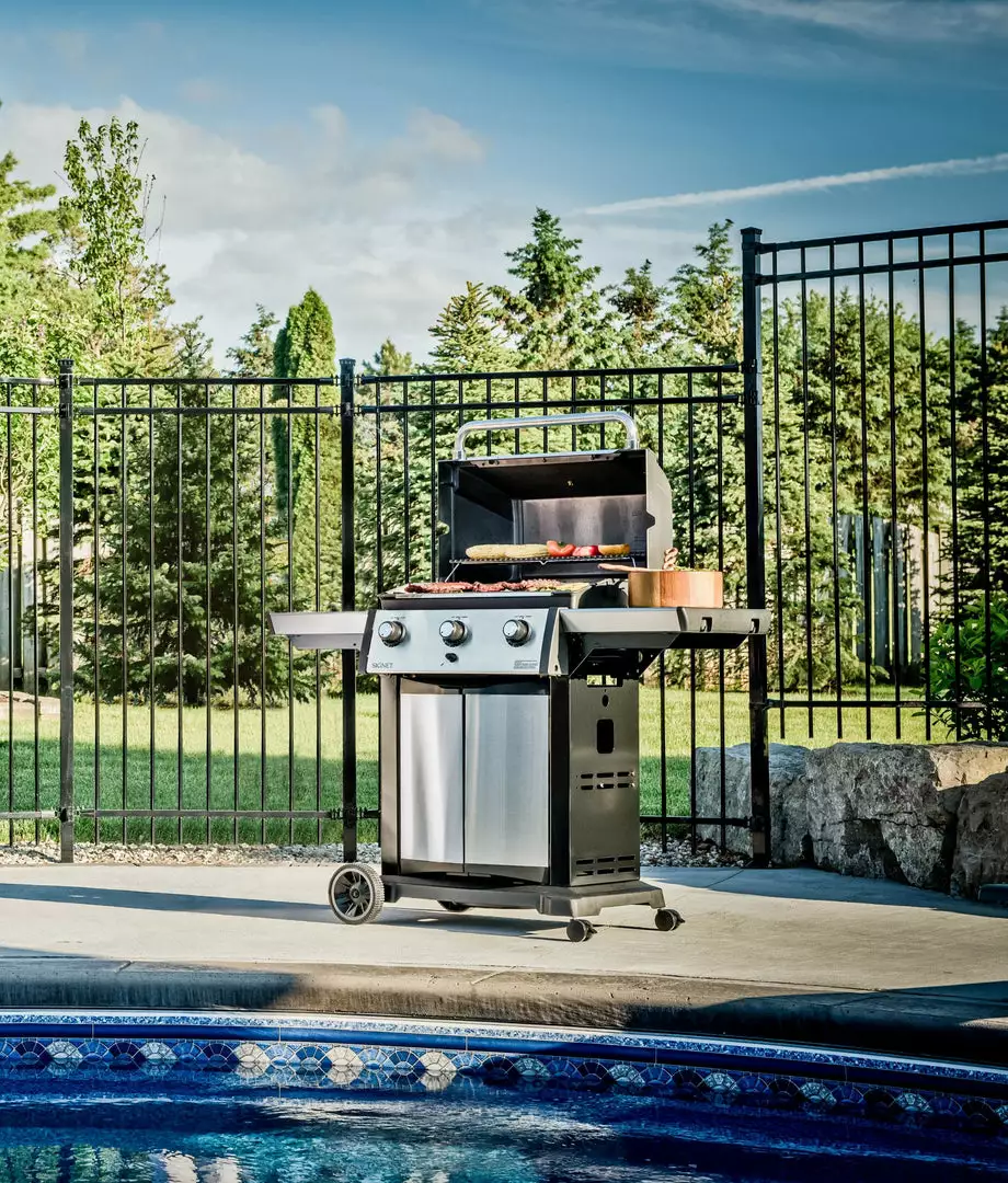 Broil King SIGNET 320 3-Burner BBQ 17 Broil King SIGNET 320 3-Burner BBQ