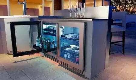 Perlick Signature Series Shallow Depth 18" Depth Outdoor Refrigerator With Fully HH24RO-4-2LL 2 Perlick Signature Series Shallow Depth 18" Depth Outdoor Refrigerator With Fully HH24RO-4-2LL