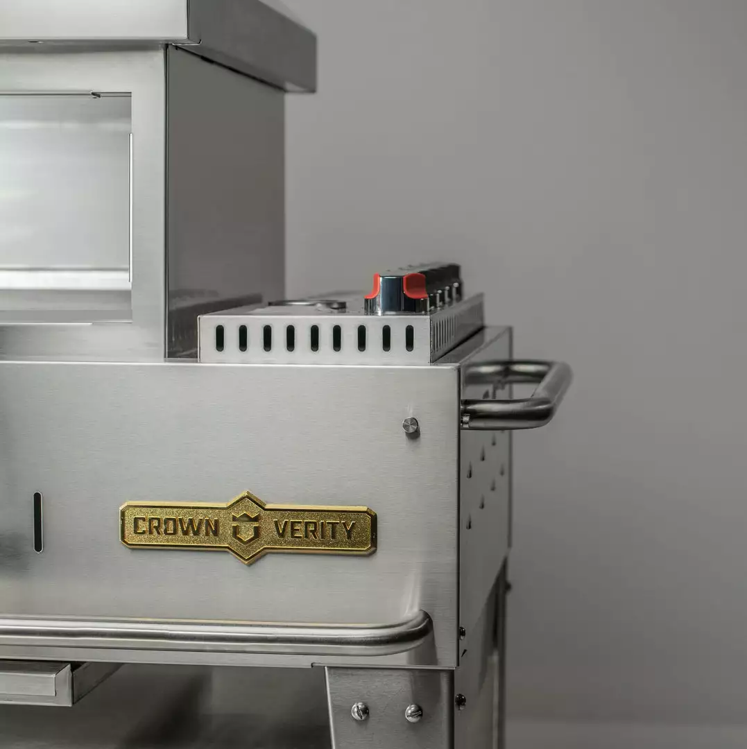 BBQs & Smokers Crown Verity Premium Pizza Oven - Mobile Series 24" 6 BBQs & Smokers Crown Verity Premium Pizza Oven - Mobile Series 24"