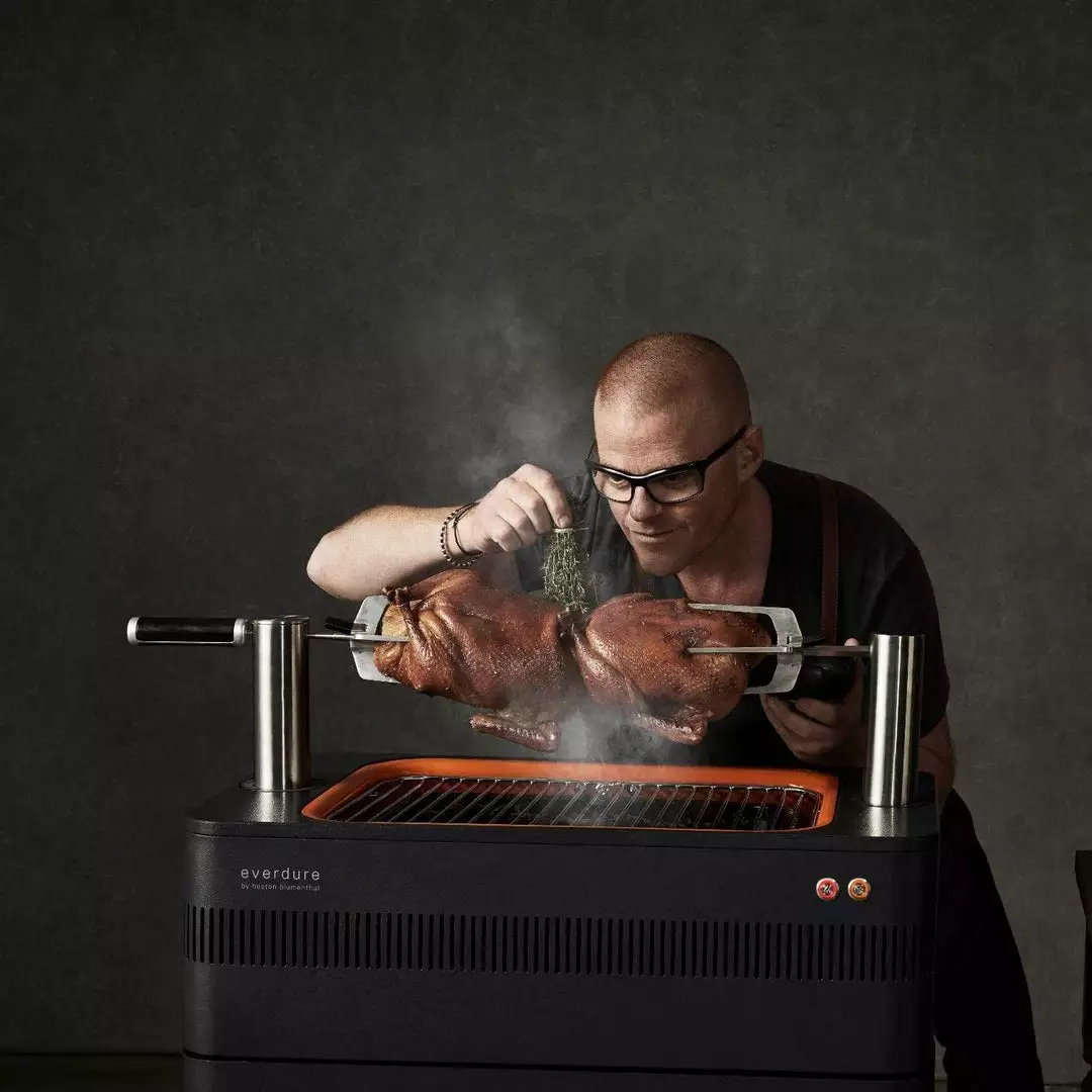 Everdure Charcoal Grill - Fusion 11 Everdure Charcoal Grill - Fusion