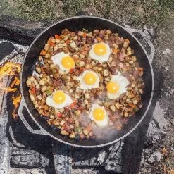 Lodge - Cast Iron Skillet 17