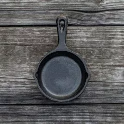 Lodge - Mini Cast Iron Skillet 3.5