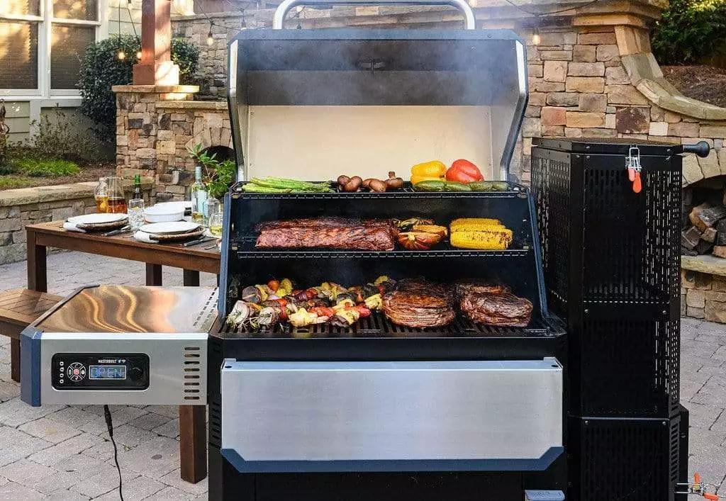 Masterbuilt Gravity Series 1050 Digital Charcoal BBQ & Smoker BBQs & Smokers 5 Masterbuilt Gravity Series 1050 Digital Charcoal BBQ & Smoker BBQs & Smokers