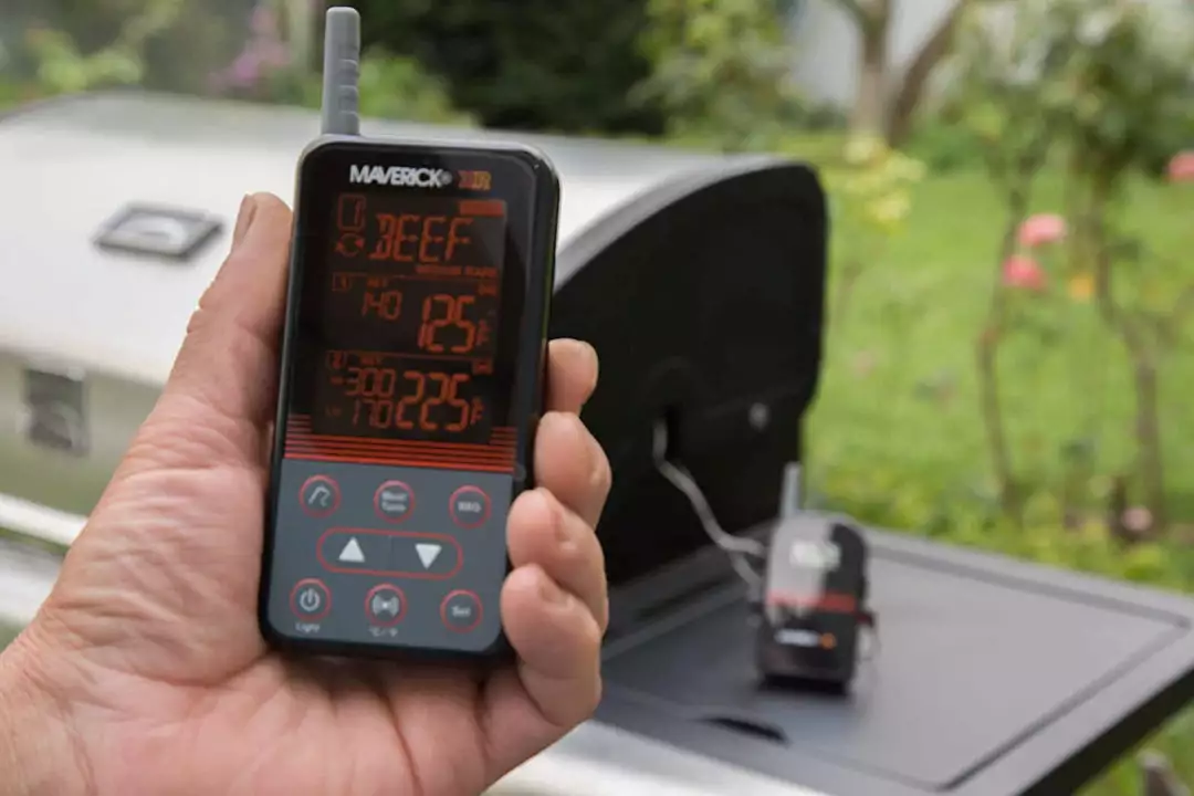 Maverick XR-40 Wireless Extended Range Digital Thermometer 4 Maverick XR-40 Wireless Extended Range Digital Thermometer