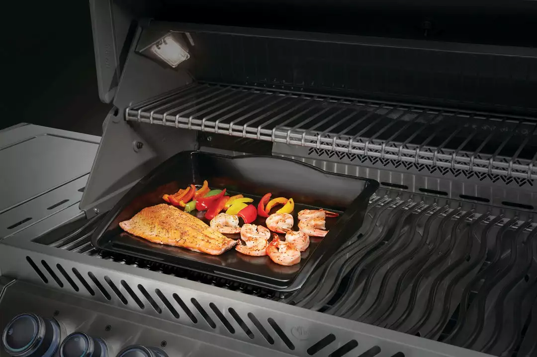 Napoleon 56090 Cast Iron Plancha 15" BBQ Accessories 2 Napoleon 56090 Cast Iron Plancha 15" BBQ Accessories