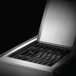 Napoleon Rogue XT 365 SIB Propane Gas BBQ With Infrared Side Burner BBQs & Smokers