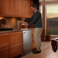 Perlick 24" C Series Indoor Beer Dispenser Dual Tap With Fully Integrated Panel HC24TB-4-2L-2