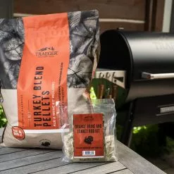 BBQ Accessories Traeger Turkey Blend Wood Pellets 18lb + Brine Kit (Limited Edition)