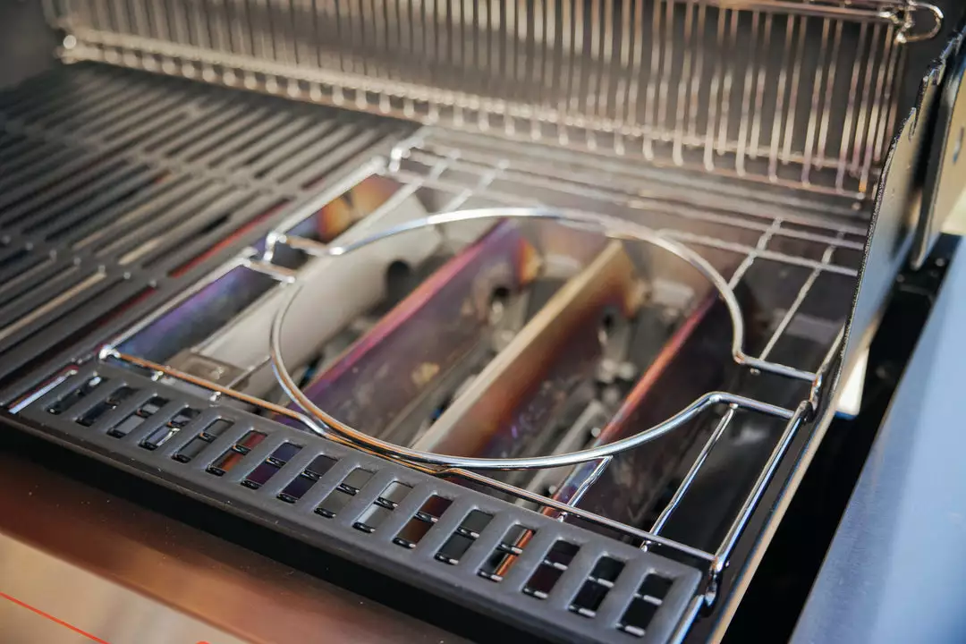 Weber Crafted Frame Kit (Genesis 2016+) 4 Weber Crafted Frame Kit (Genesis 2016+)