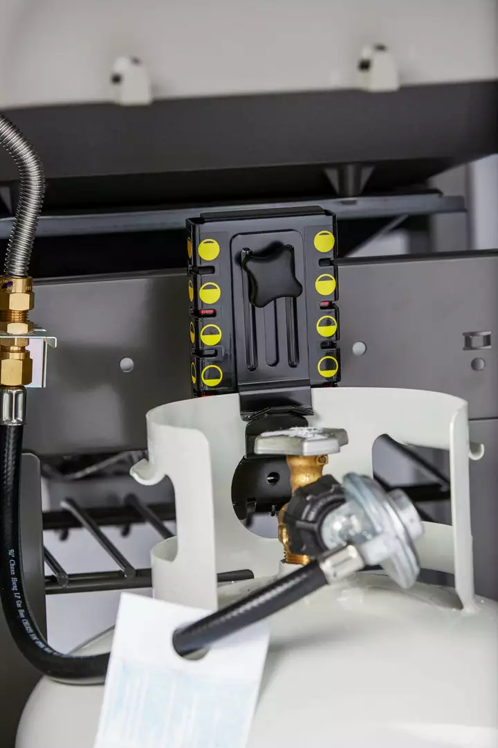 Weber Genesis II CSE-315 With IGrill 3 And Stainless Steel Grill Grates BBQs & Smokers 4 Weber Genesis II CSE-315 With IGrill 3 And Stainless Steel Grill Grates BBQs & Smokers