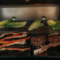 BBQs & Smokers Weber Genesis S-325s Gas Grill With Sear Zone 27 BBQs & Smokers Weber Genesis S-325s Gas Grill With Sear Zone