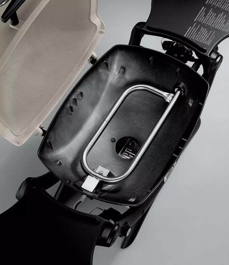 Weber Q1200 - Portable Propane Barbecue BBQs & Smokers 10 Weber Q1200 - Portable Propane Barbecue BBQs & Smokers