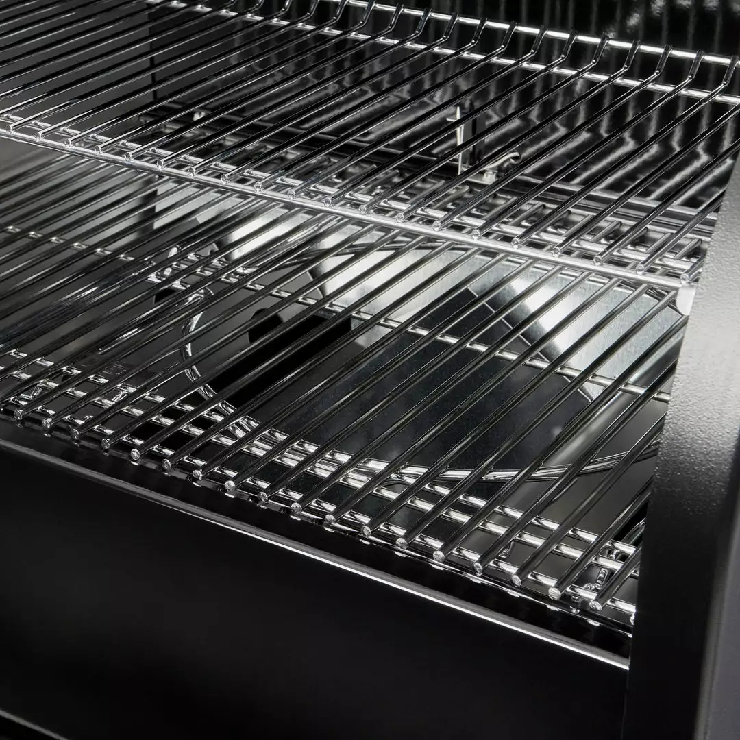 Weber Smokefire EPX4 Wood Fired Pellet Grill (Stealth Edition) 4 Weber Smokefire EPX4 Wood Fired Pellet Grill (Stealth Edition)