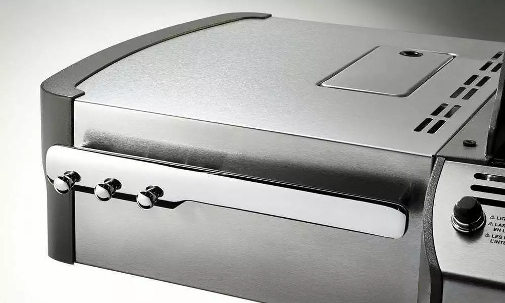 BBQs & Smokers Weber Summit E-670 BBQ With Stainless Steel Cooking Grill Grates 12 BBQs & Smokers Weber Summit E-670 BBQ With Stainless Steel Cooking Grill Grates